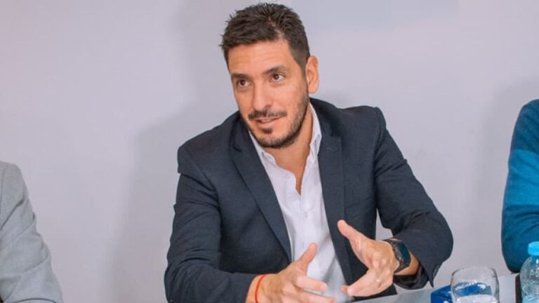 Río Tercero se mete en la pelea provincial: Ferrer impulsa una oposición unificada para 2027
